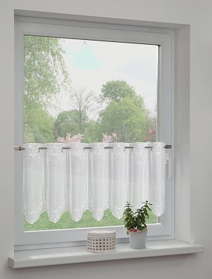 Vitrázs Függöny  voile135x45cm hímzett virágokkal